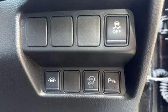 Vehicle Thumbnail 30