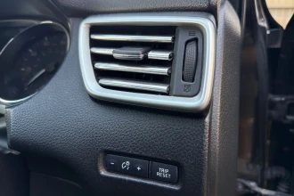 Vehicle Thumbnail 31