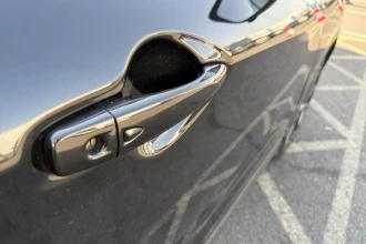 Vehicle Thumbnail 32