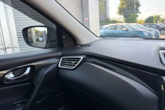 Vehicle Thumbnail 44