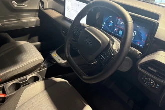 Vehicle Thumbnail 12