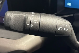 Vehicle Thumbnail 34