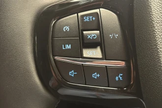 Vehicle Thumbnail 26