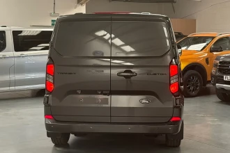 Vehicle Thumbnail 6