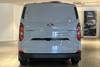 Vehicle Thumbnail 6