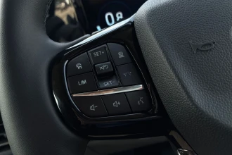Vehicle Thumbnail 40