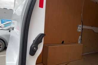 Vehicle Thumbnail 41