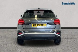 Vehicle Thumbnail 6