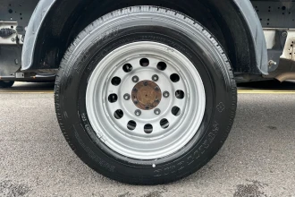 Vehicle Thumbnail 21
