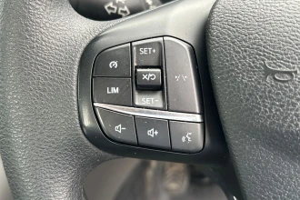 Vehicle Thumbnail 24