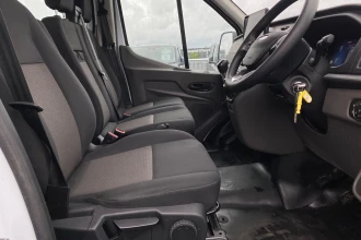 Vehicle Thumbnail 37
