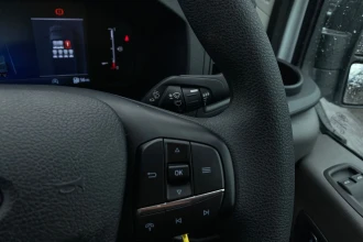 Vehicle Thumbnail 42