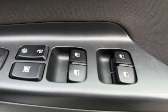 Vehicle Thumbnail 26