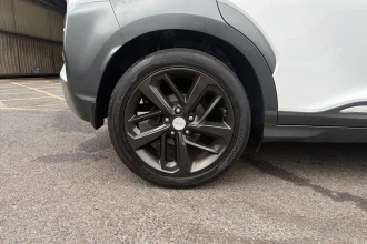Vehicle Thumbnail 11
