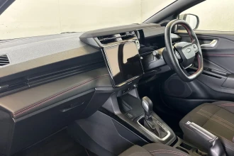 Vehicle Thumbnail 14