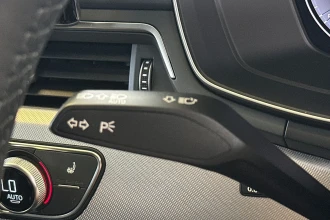 Vehicle Thumbnail 30