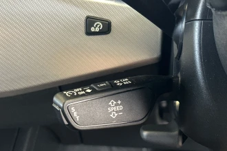 Vehicle Thumbnail 31