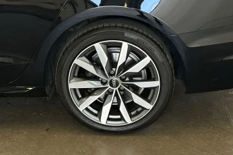Vehicle Thumbnail 11