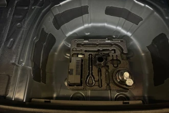Vehicle Thumbnail 18