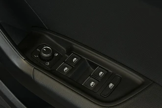 Vehicle Thumbnail 25