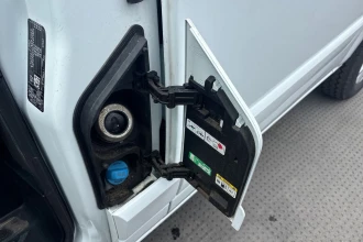 Vehicle Thumbnail 9