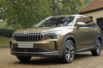 Vehicle Thumbnail 15