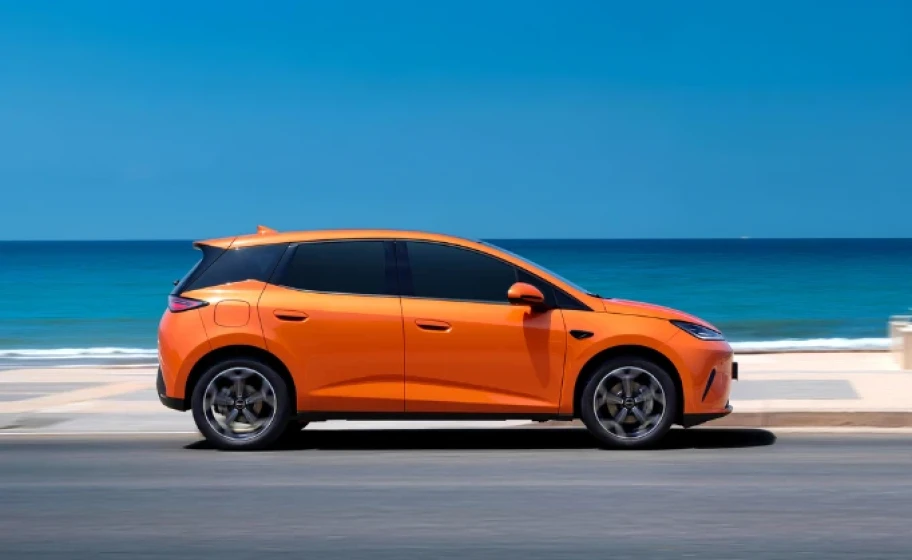 MG ZS EV vs BYD Dolphin: Which Electric SUV Wins?