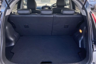 Vehicle Thumbnail 17