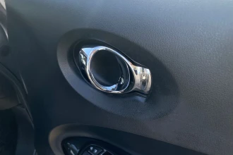 Vehicle Thumbnail 25