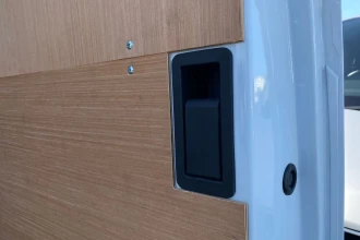 Vehicle Thumbnail 21