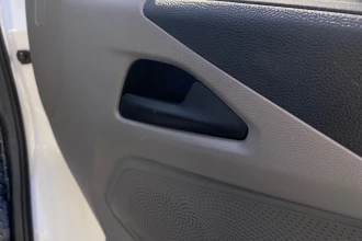 Vehicle Thumbnail 25