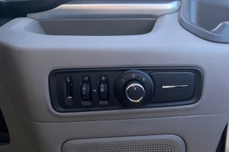 Vehicle Thumbnail 27