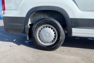 Vehicle Thumbnail 11