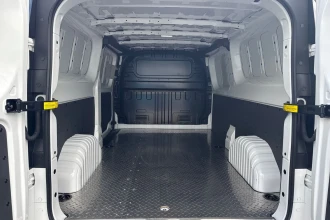 Vehicle Thumbnail 17