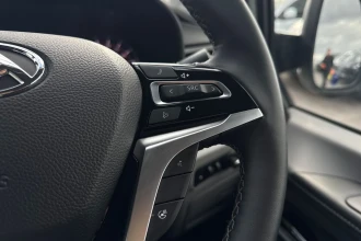 Vehicle Thumbnail 37