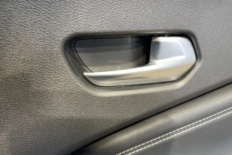 Vehicle Thumbnail 25