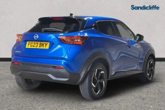 Vehicle Thumbnail 4