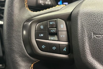 Vehicle Thumbnail 33