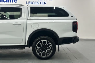 Vehicle Thumbnail 46