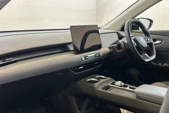 Vehicle Thumbnail 14