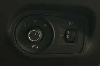 Vehicle Thumbnail 26