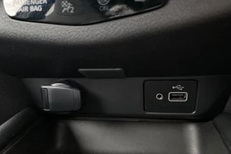 Vehicle Thumbnail 32