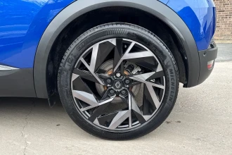 Vehicle Thumbnail 19