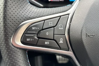 Vehicle Thumbnail 38