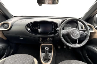 Vehicle Thumbnail 13