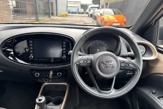 Vehicle Thumbnail 24