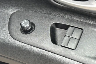 Vehicle Thumbnail 29