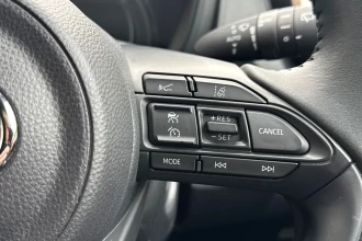 Vehicle Thumbnail 34