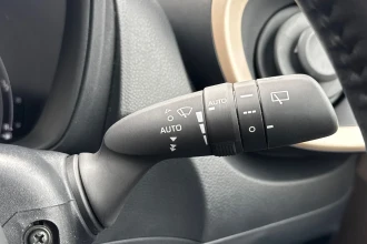 Vehicle Thumbnail 36