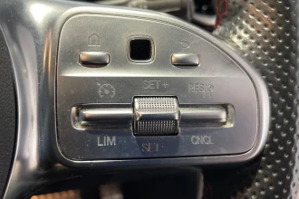 Vehicle Thumbnail 32